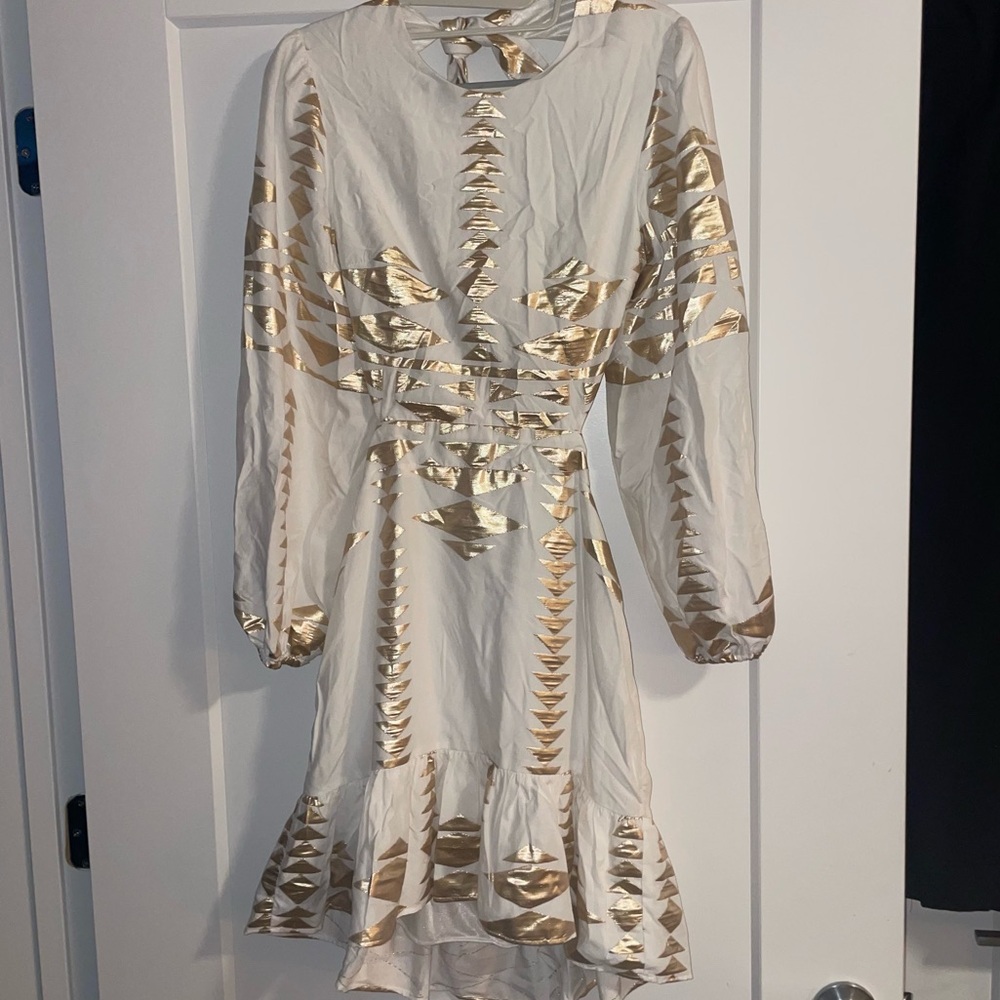 NWT LACE the Label Classic Gold Embroidered Shift Dress in White/Gold Size S